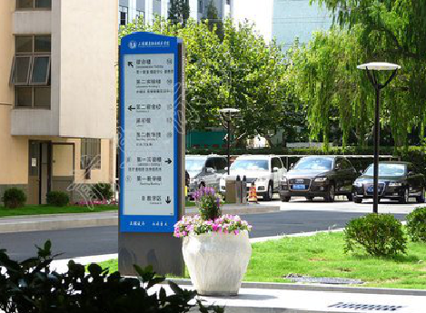 新邵哪些因素影响宣传栏的制作？